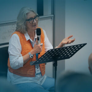 Image of Lucy Peppiatt teaching BA (Hons) classroom