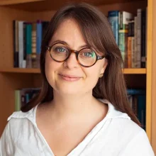 Sarah Coppin profile picture in library